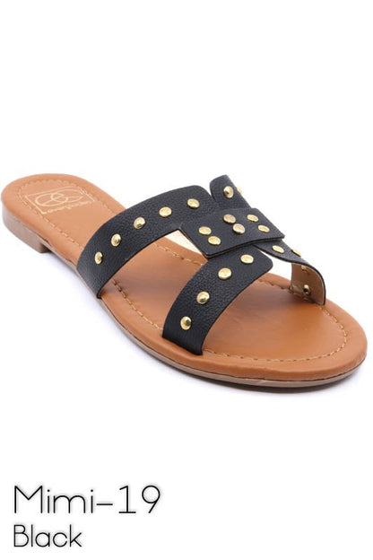 Slide sandal with rivet studs