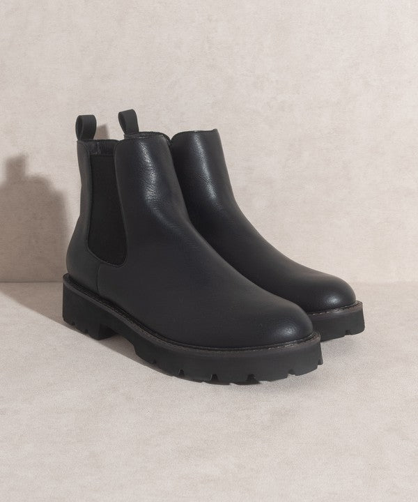 Oasis Society Gianna - Chunky Sole Chelsea Boot by BlakWardrob