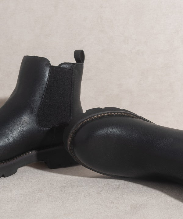 Oasis Society Gianna - Chunky Sole Chelsea Boot by BlakWardrob