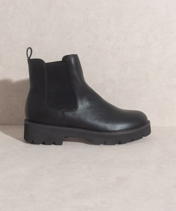 Oasis Society Gianna - Chunky Sole Chelsea Boot by BlakWardrob