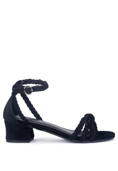 BLOCK HEEL SANDAL