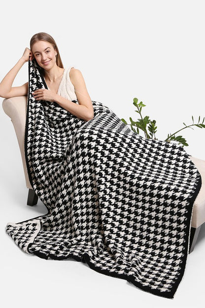 Houndstooth Pattern Luxury Soft Throw Blanket