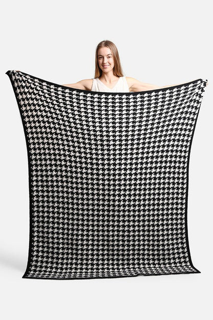 Houndstooth Pattern Luxury Soft Throw Blanket