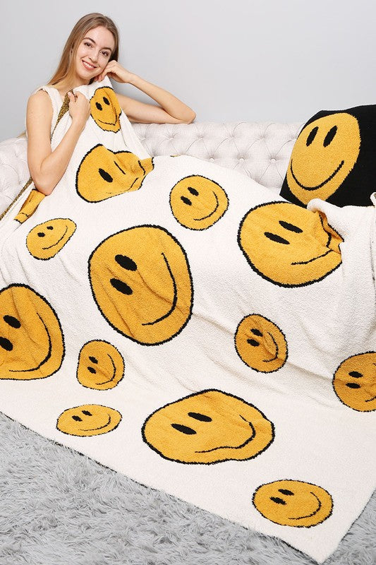 Happy Face Pattern Luxury Soft Throw Blanket