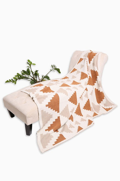 Tribal Pyramid Pattern Luxury Soft Throw Blanket