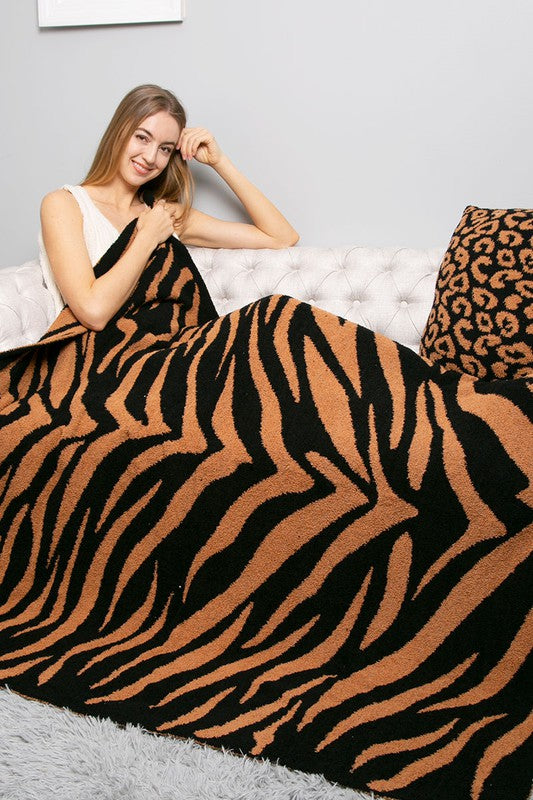 Tiger Print Luxury Soft Throw Blanket