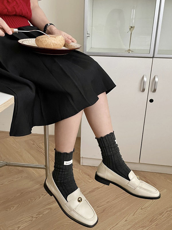 Pleated Wood Ear Lace Socks by migunica