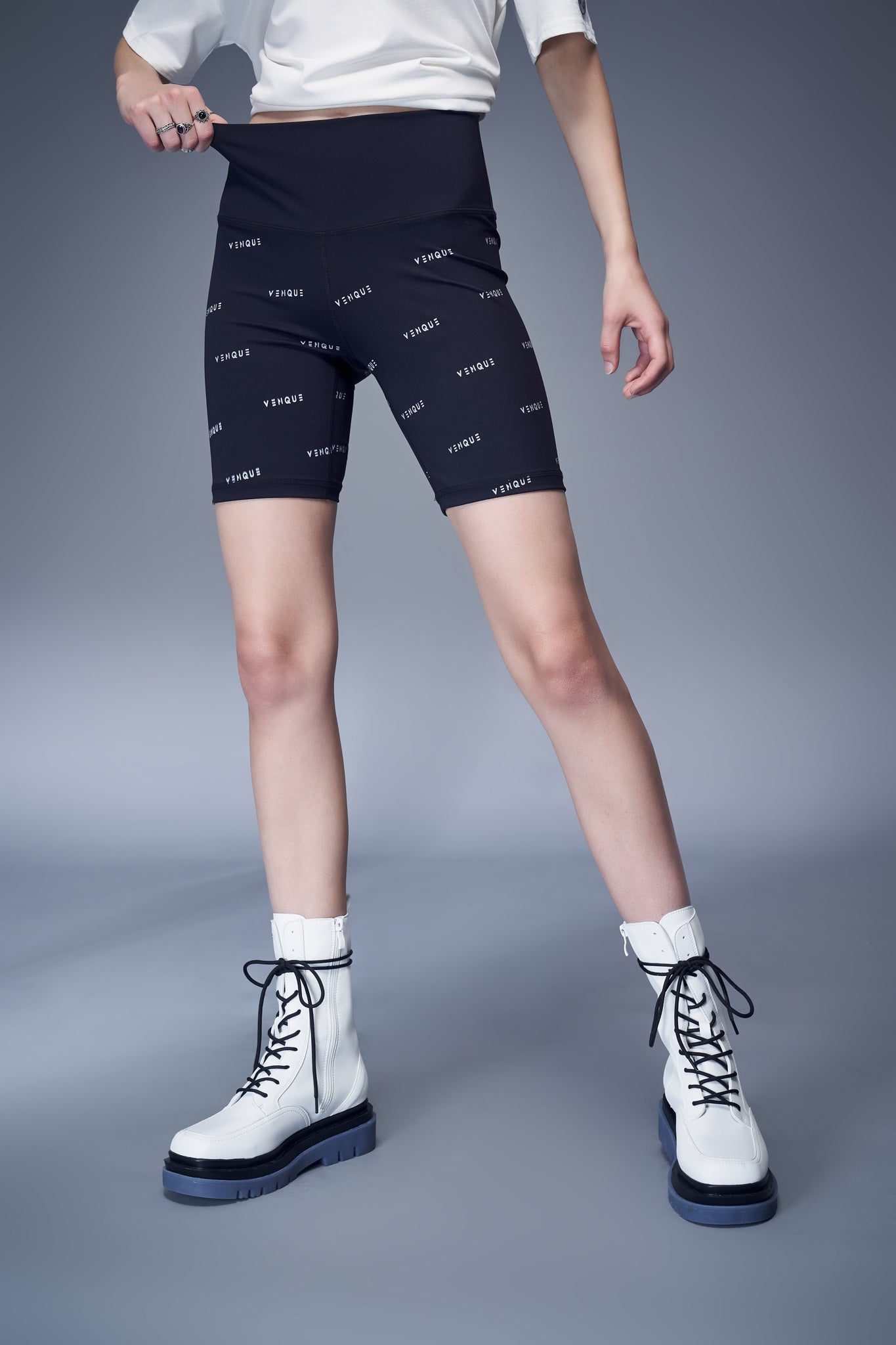 VENQUE High-Rise Biker Short 8" by Amoo