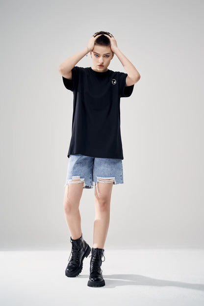 Minimal Classic T-shirt by Amoo