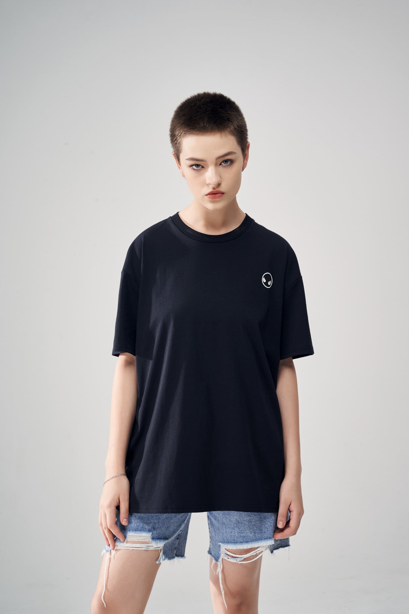 Minimal Classic T-shirt by Amoo