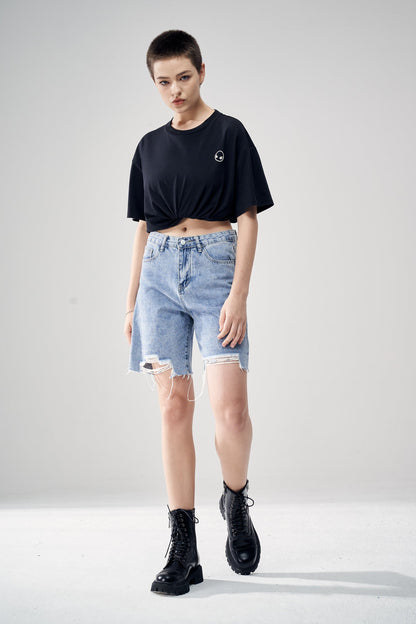 Minimal Classic T-shirt by Amoo