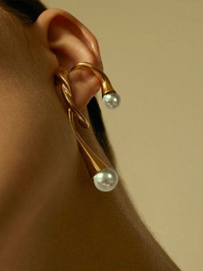 Normcore Asymmetric Geometric Ear Clip by migunica