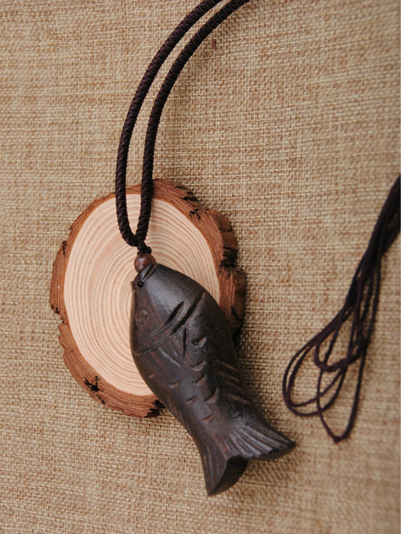 Natural National Wood Fish Necklace by migunica