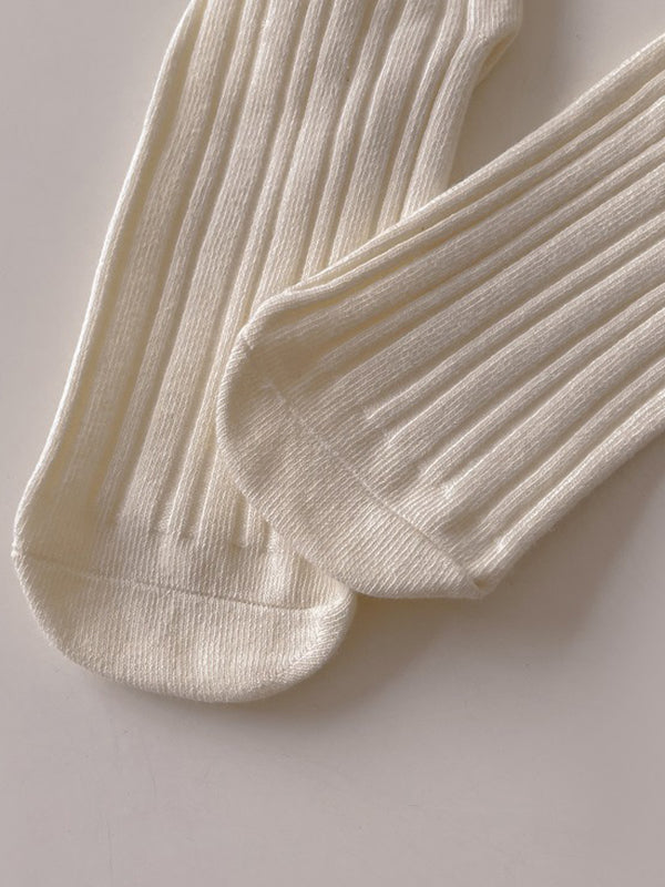 Pleated Wood Ear Lace Socks by migunica