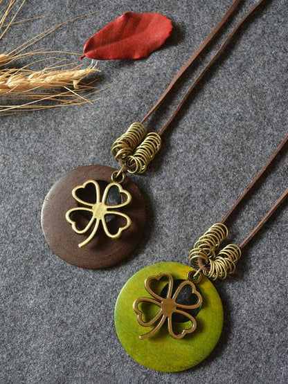 Vintage Wood Four Leaf Clover Necklace by migunica