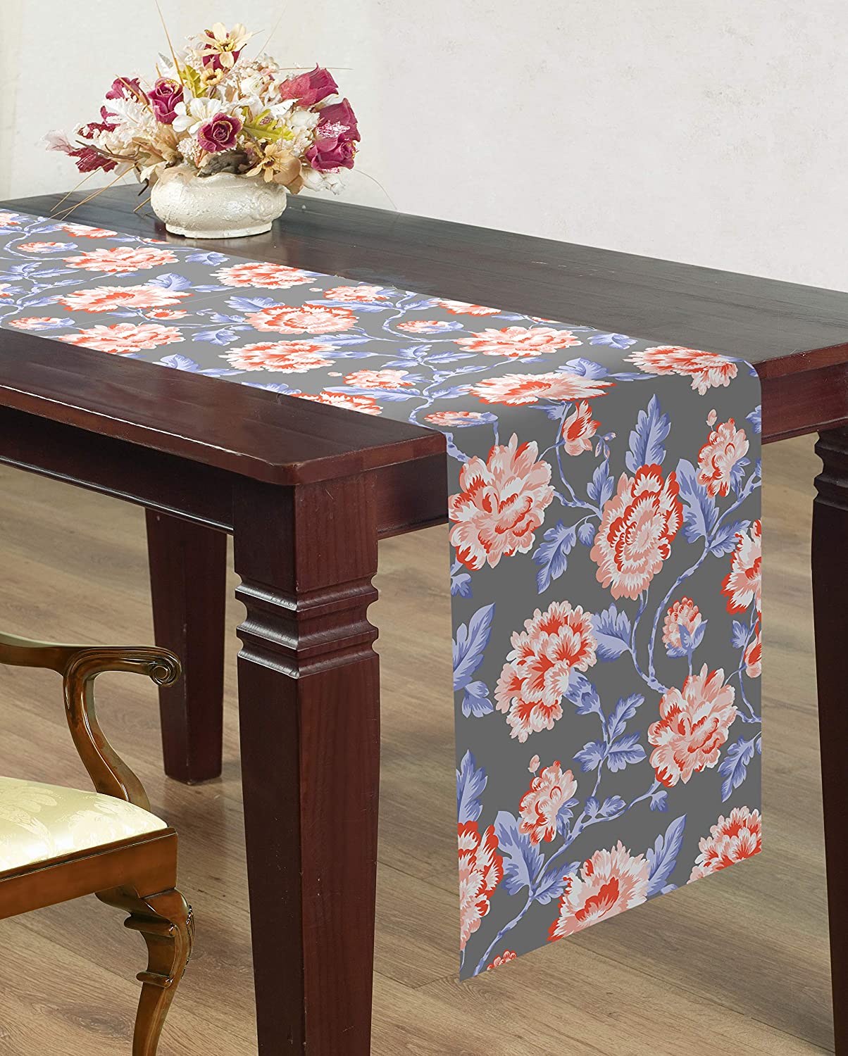 Printed Table Runner - Gray and Red by Decozen