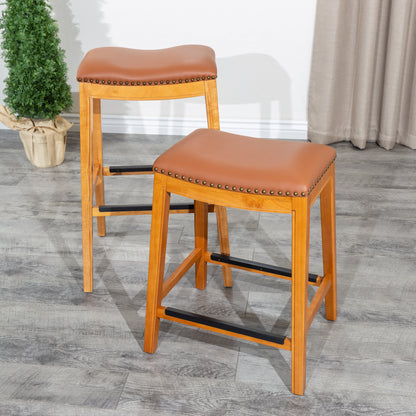 24" Counter Stool, Natural Finish, Saddle Leather Seat