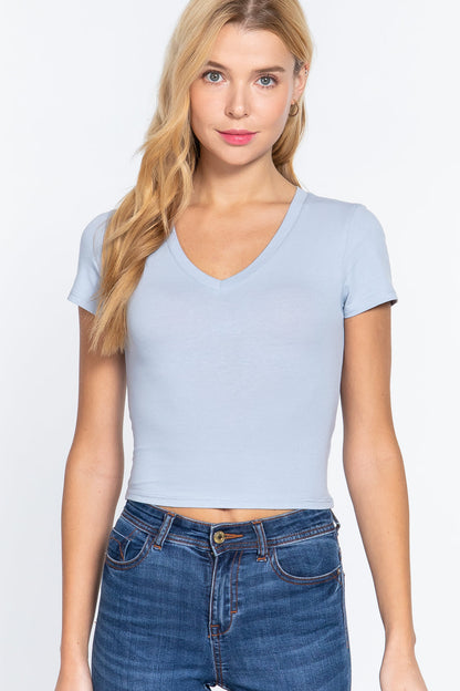 Short Sleeve V-neck Crop Top by BlakWardrob