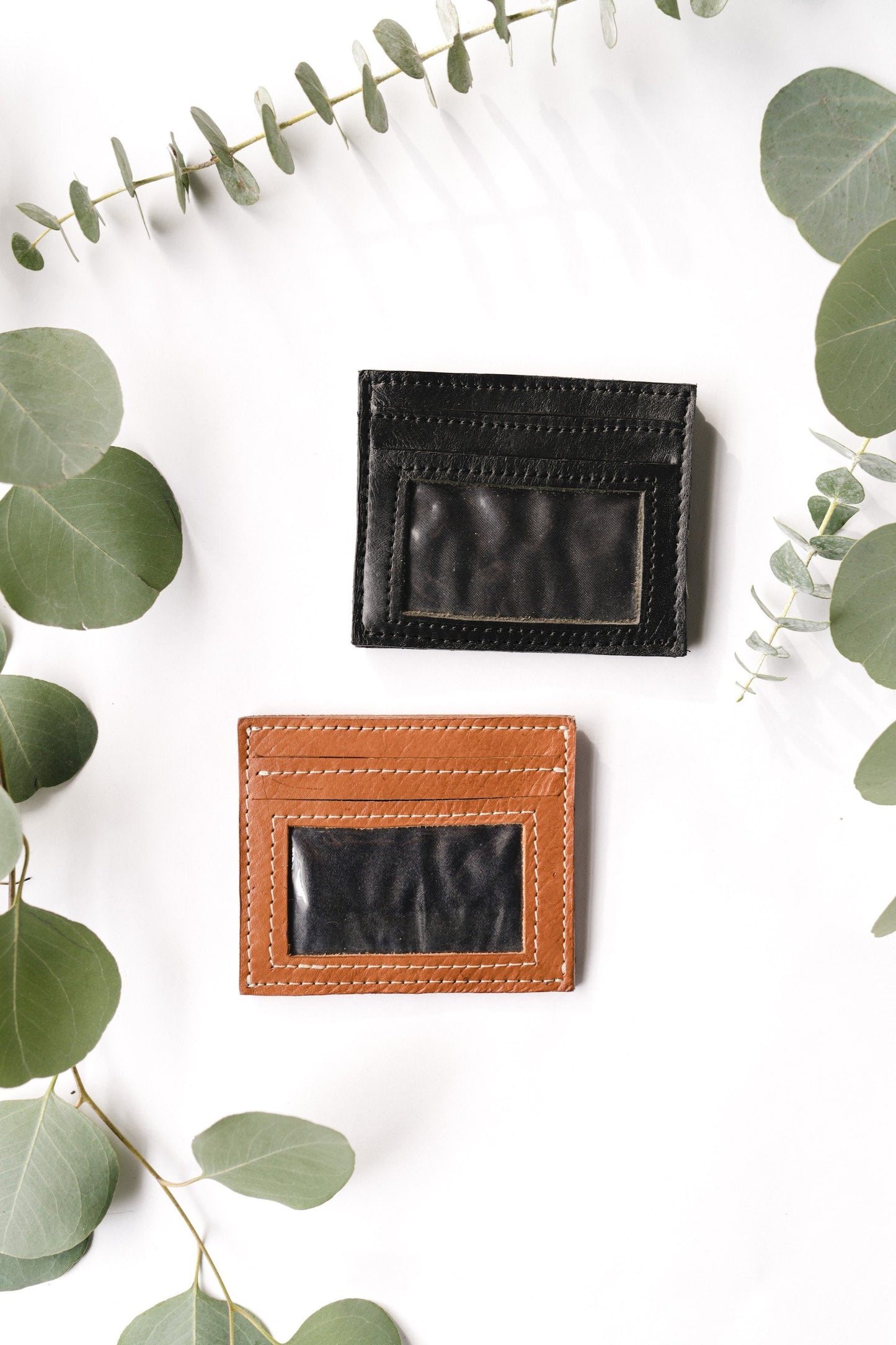 Minimalist Leather Wallet by 2nd Story Goods