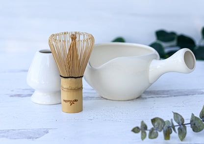 White Matcha Bowl with Spout by Aprika Life