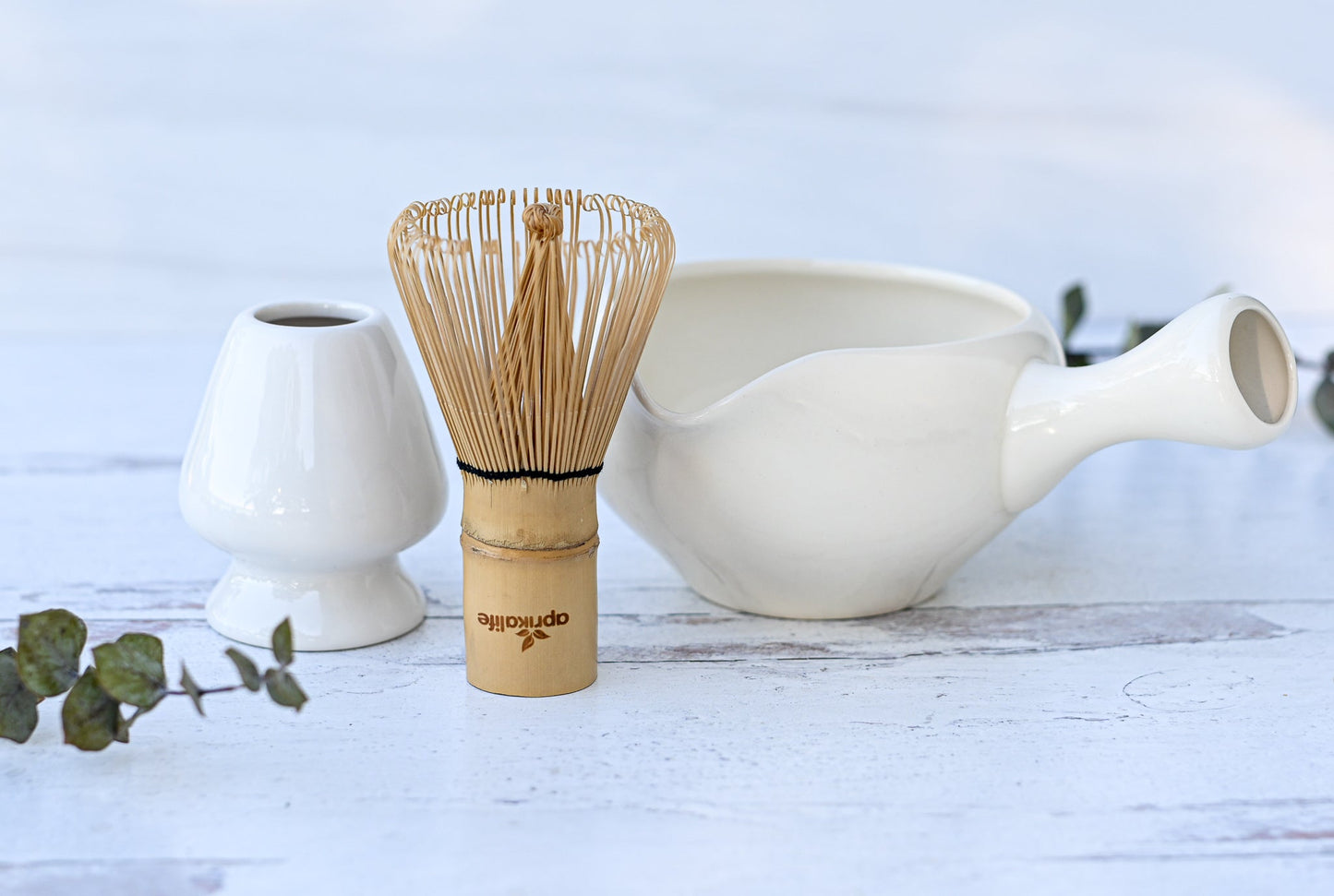 White Matcha Bowl with Spout by Aprika Life