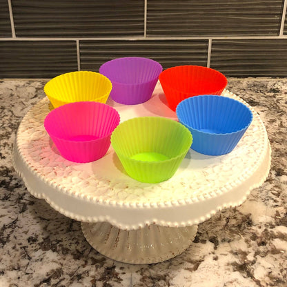 12 Reusable Silicone Baking Cups by Threaded Pear