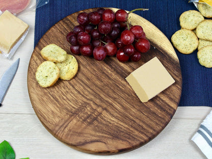 Small Round Charcuterie Board by Tuckahoe Hardwoods