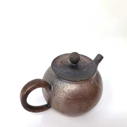 Royal Wood-fired Teapot by Tea and Whisk