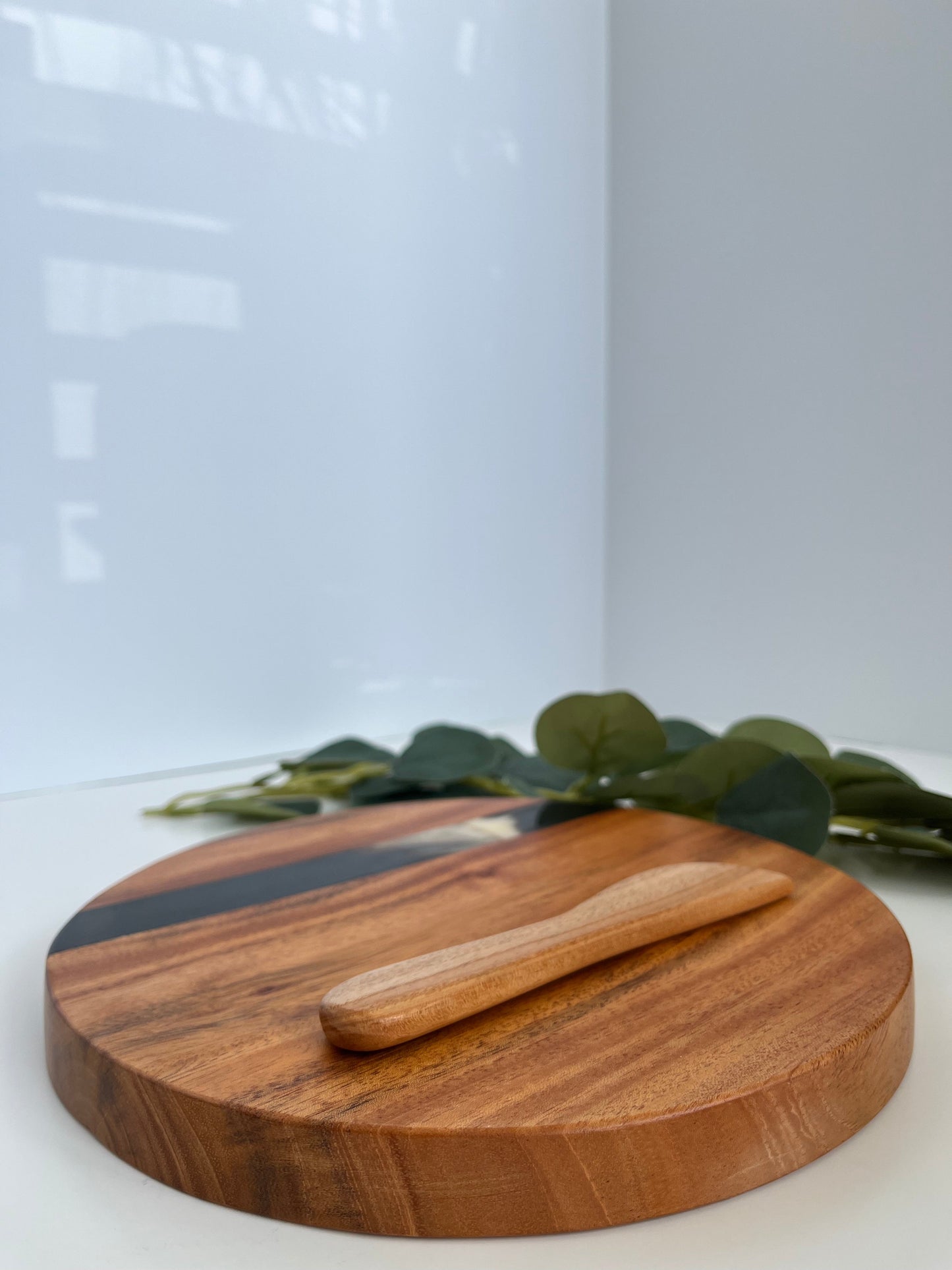 Round Cheese Board with Spreader by 2nd Story Goods