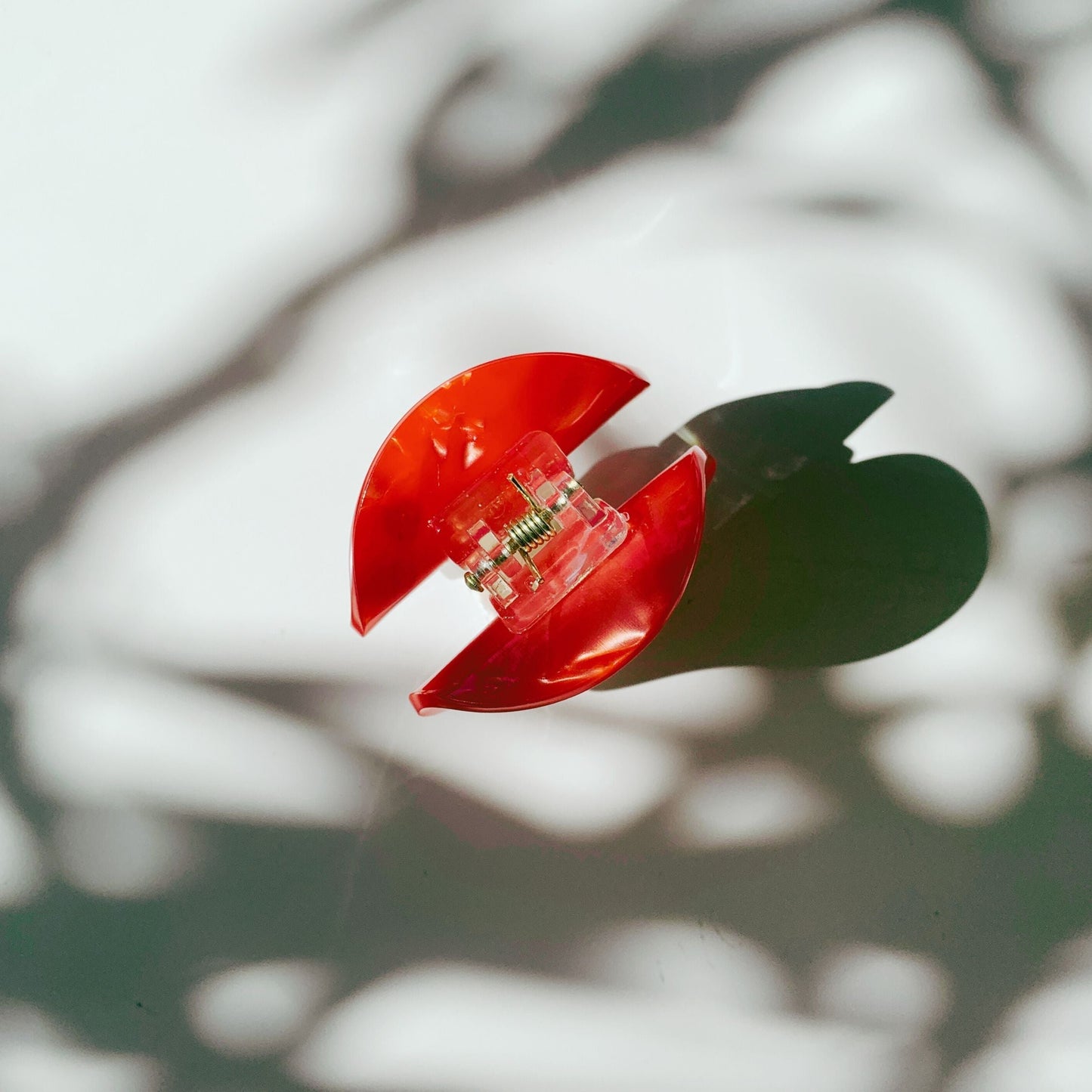 Set of 3 Velvet Claws Mini Mushroom Hair Clips in Velvet Travel Bag by The Bullish Store