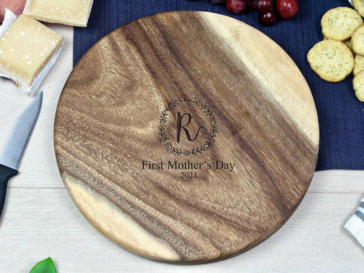 Small Round Charcuterie Board by Tuckahoe Hardwoods