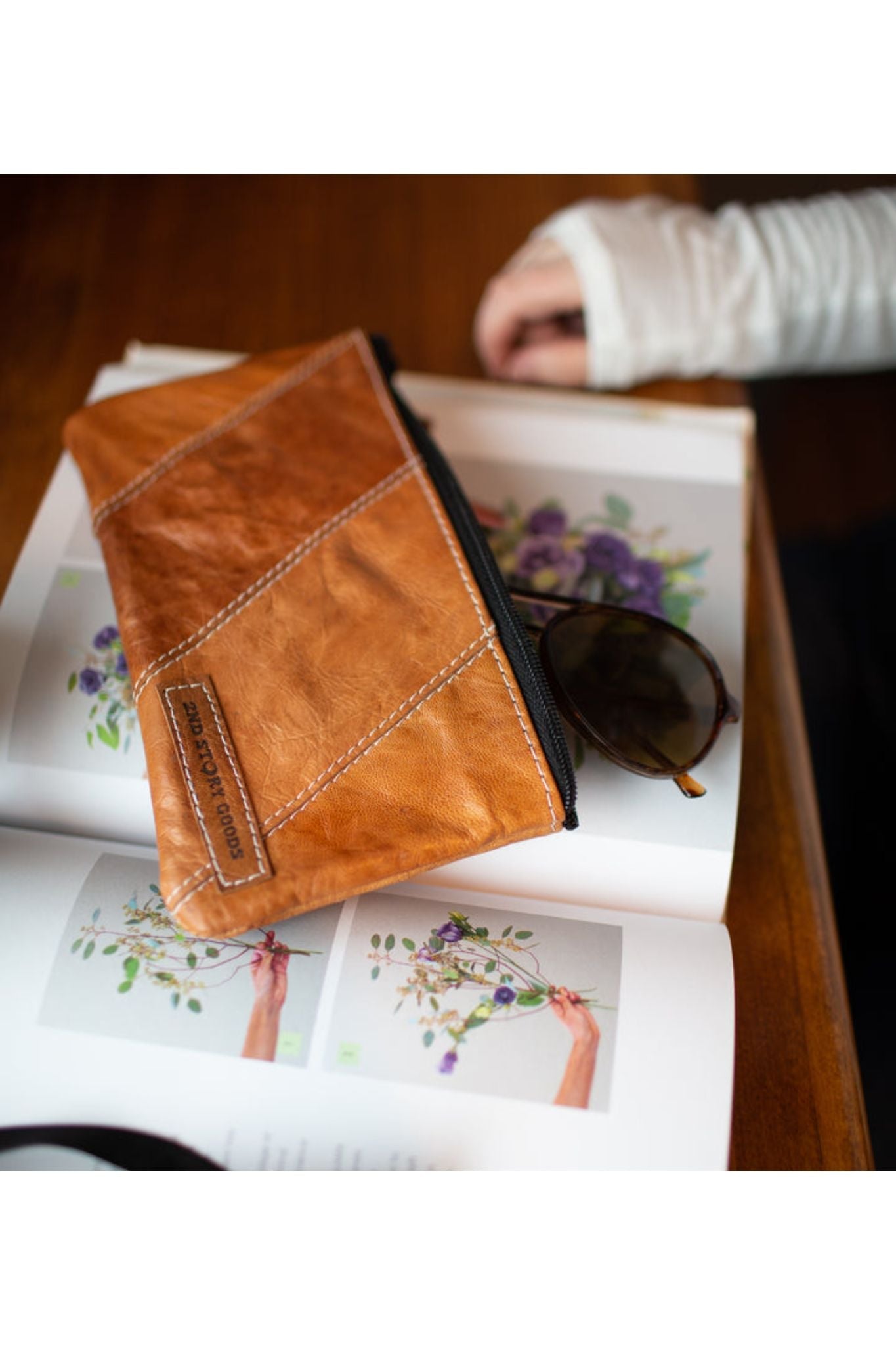 Two Shades of Leather Pouch by 2nd Story Goods