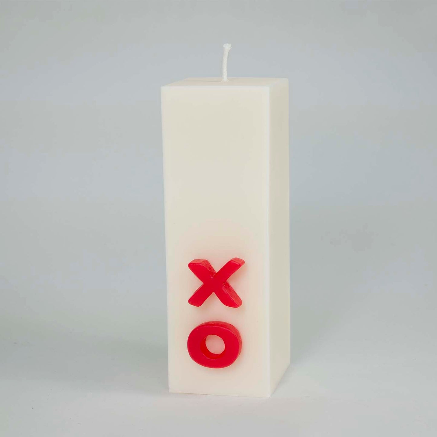 XO Candle by Made By Humans