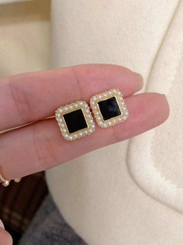 Vintage Elegant Pearl Square Earrings by migunica