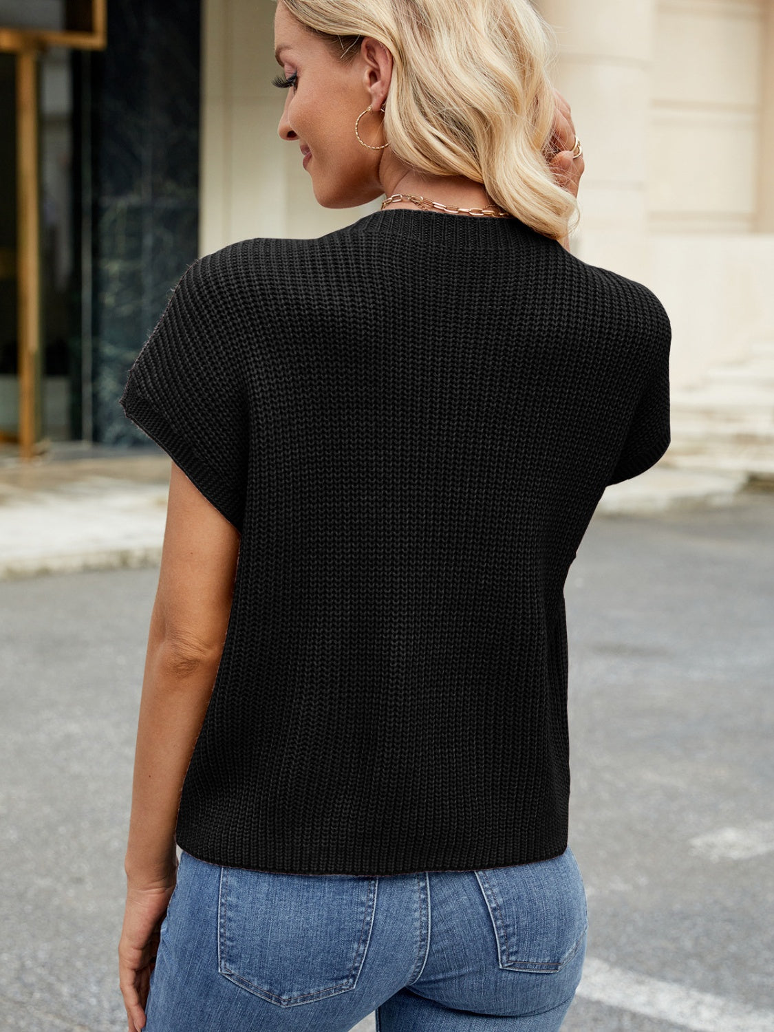 Round Neck Short Sleeve Sweater