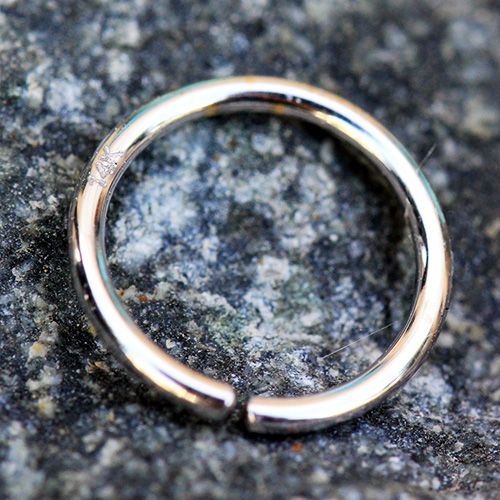 14Kt. White Gold Seamless Ring by Fashion Hut Jewelry