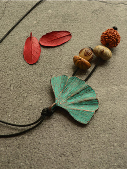 Vintage Wooden Beaded Leaf Shape Necklaces Accessories by migunica