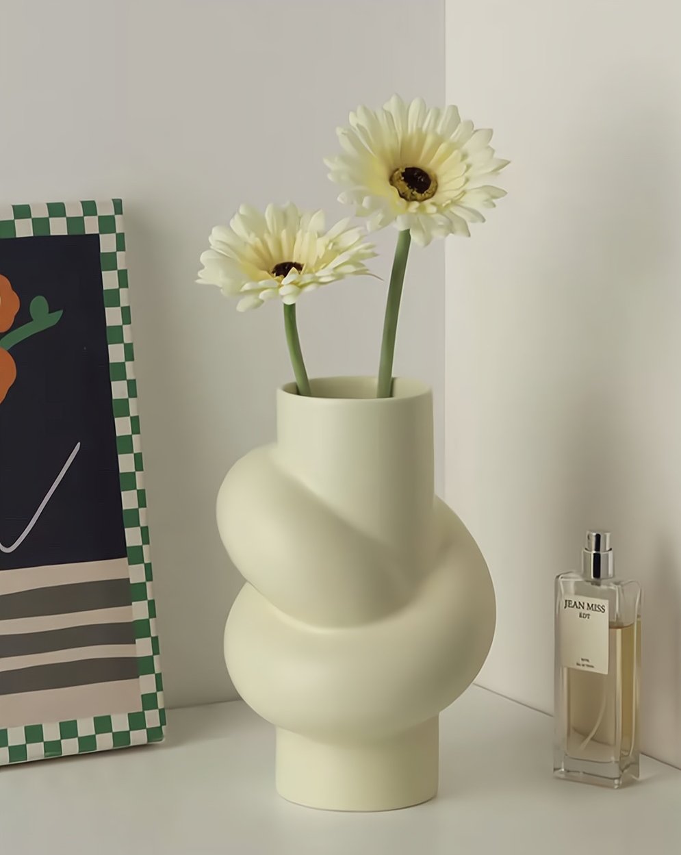 Handmade Ceramic Knot Vase - Decorative and Unique Modern Vase by INSPECIAL HOME