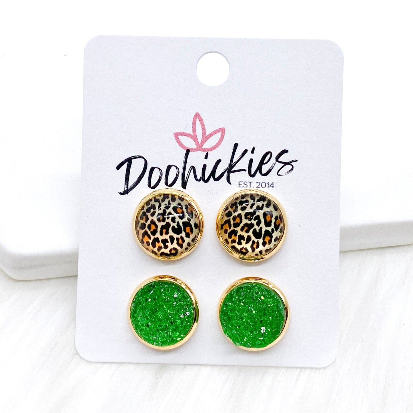 12mm Golden Leopard & Green Sparkles in Gold Settings by Doohickies Wholesale