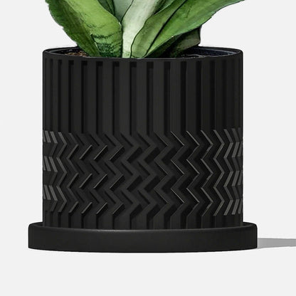 Minimalist Zig-Zag Planter by Rosebud HomeGoods