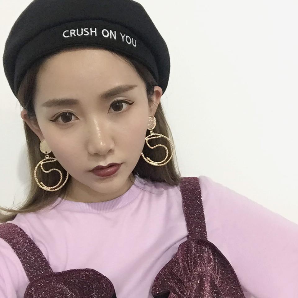 "Crush On You" Beret by White Market