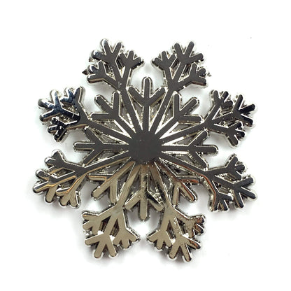 Snowflake Pin by Kolorspun