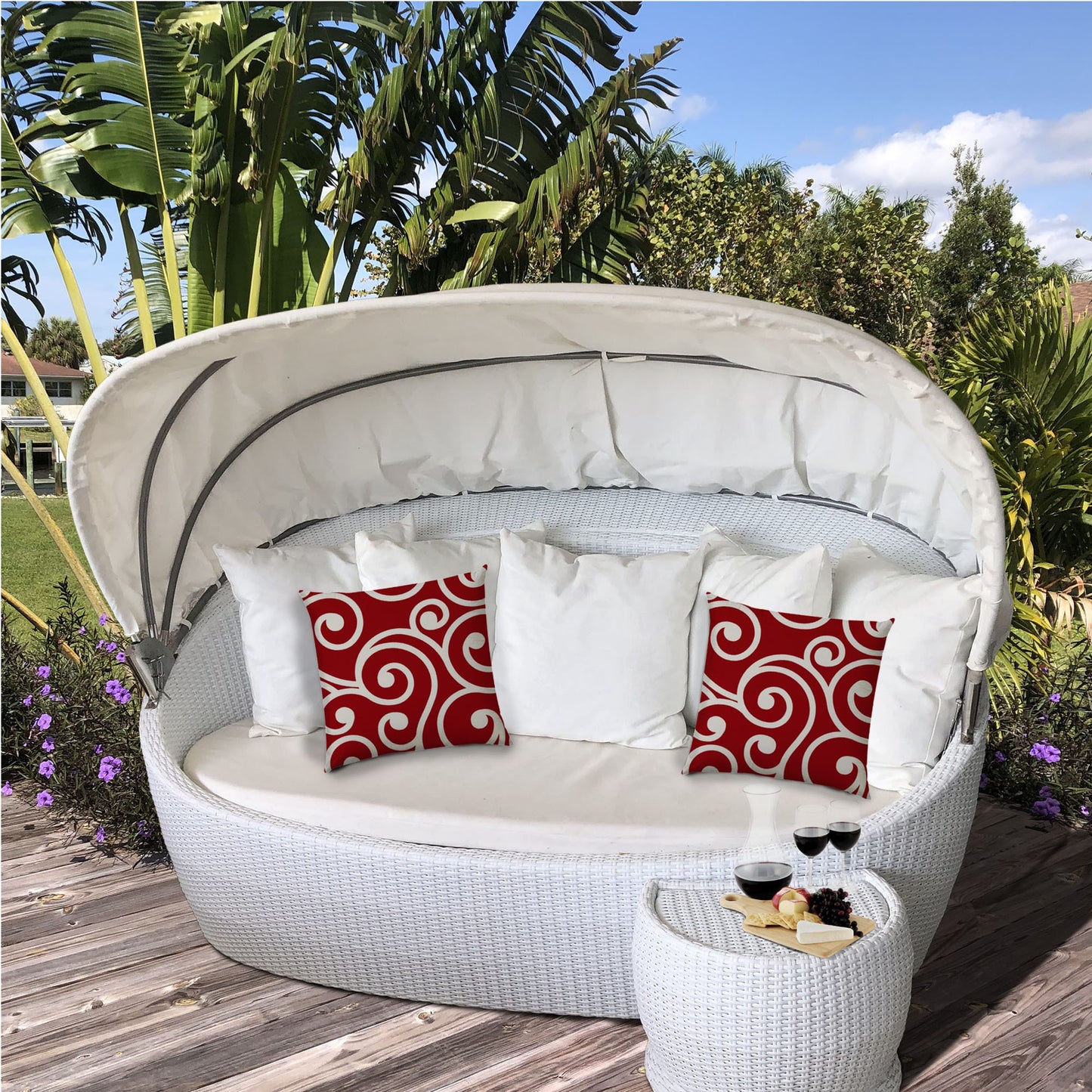 SWIRLY Red Jumbo Indoor/Outdoor - Zippered Pillow Cover