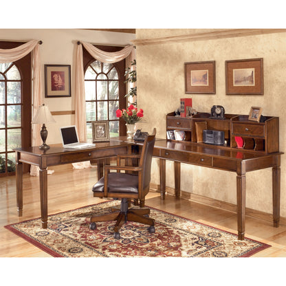 Ashley Hamlyn 48" Traditional Home Office Desk H527-10