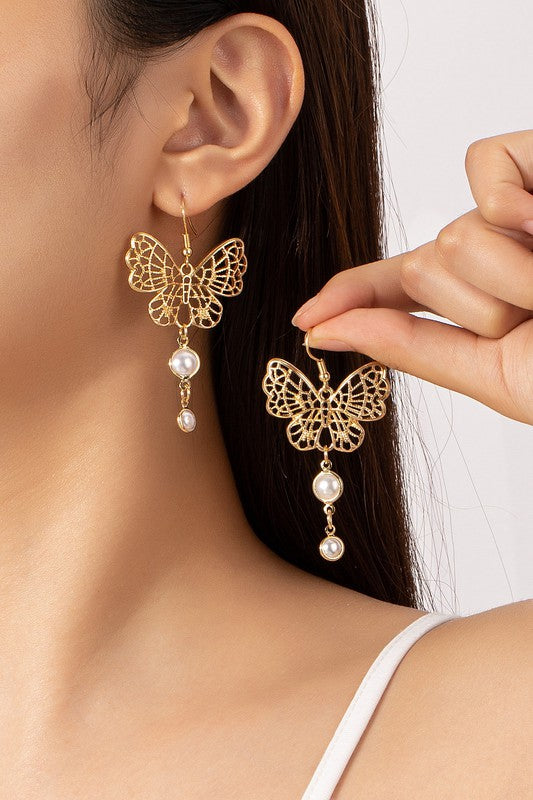 Filigree butterfly with pearl drop earrings