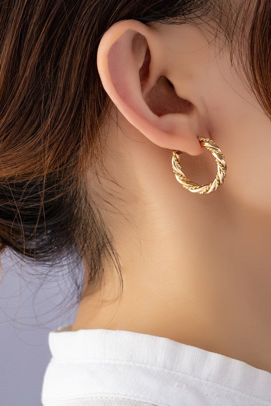 Twist textured wire hoop earrings