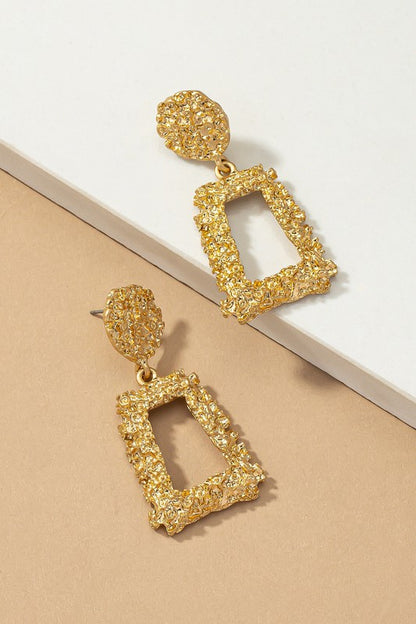 GEO SHAPE GOLD NUGGET CASTING DANGLING EARRINGS