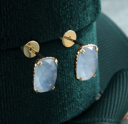 AQUAMARINE STUD EARRING