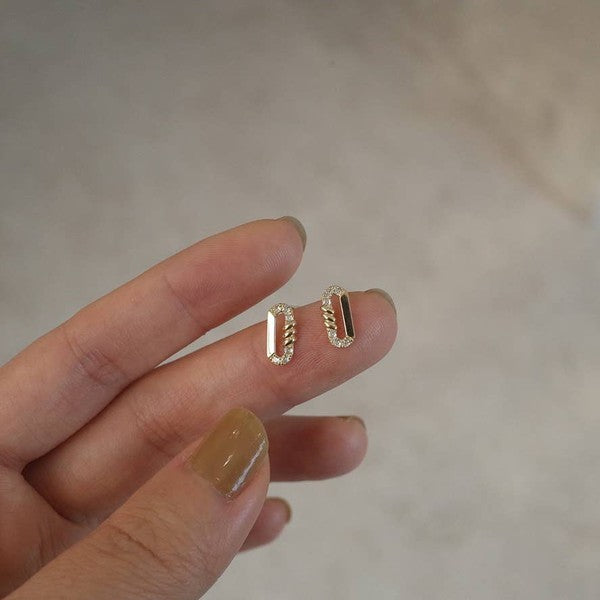 14K Gold Stadium Shape Stud Earring