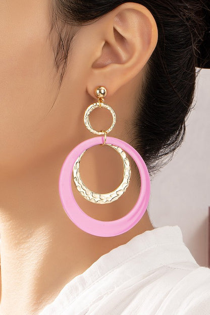 Hammered metal and acrylic hoop drop earrings